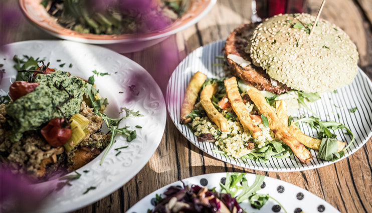 THE BEST VEGAN PLACES TO EAT IN AMSTERDAM