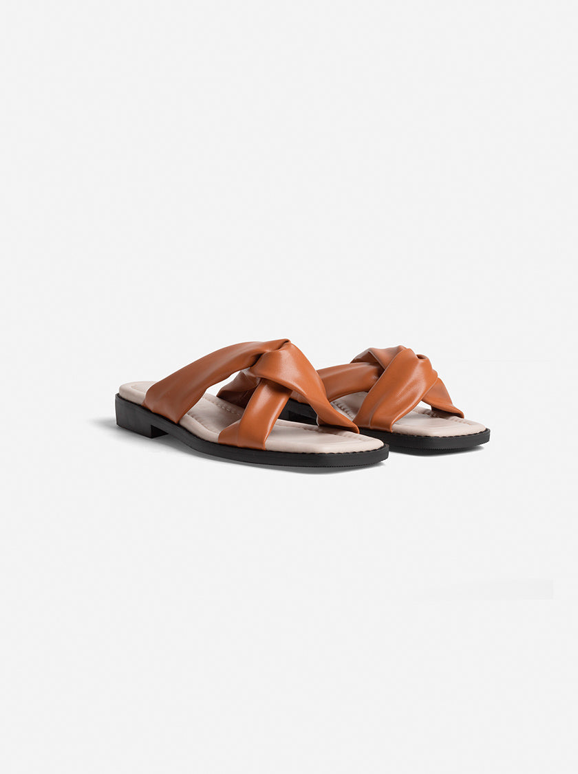 FILIA CROSS-OVER SANDAL - TAN