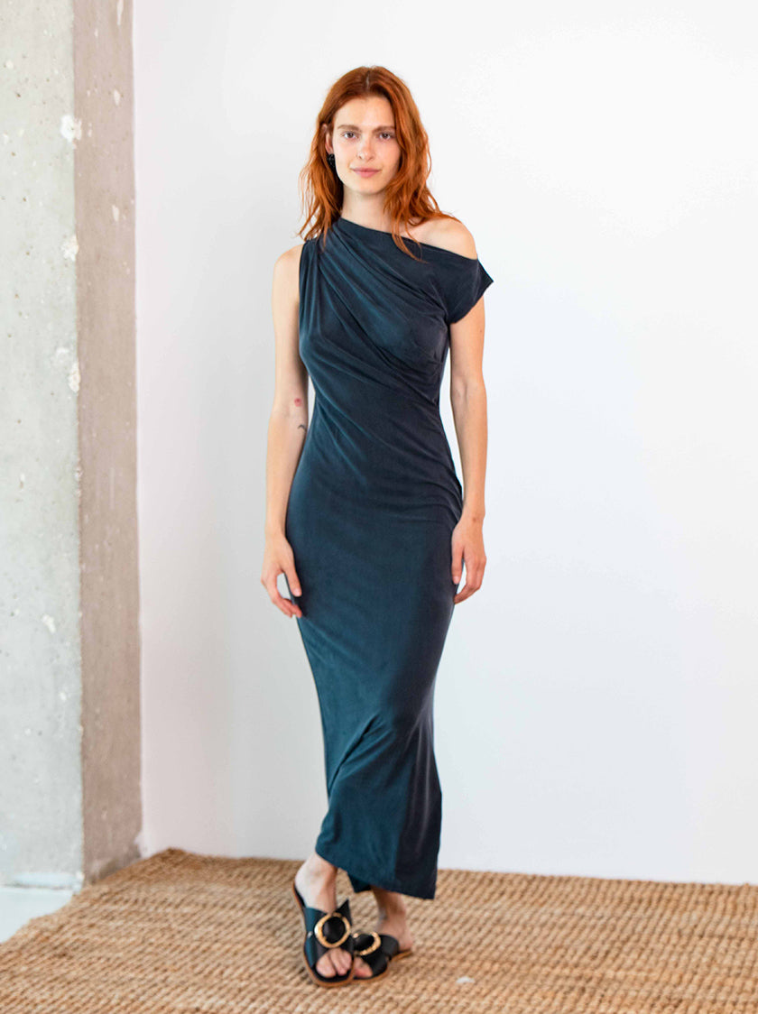 drape midi dress boohoo Women's Crepe Asym Neck Drape Midi Dress in Sage